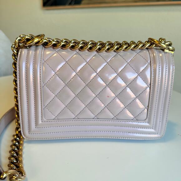 💎✨RARE✨💎 Authentic Chanel Small Boy Patent Quilted Pattern Bag - Picture 4 of 9